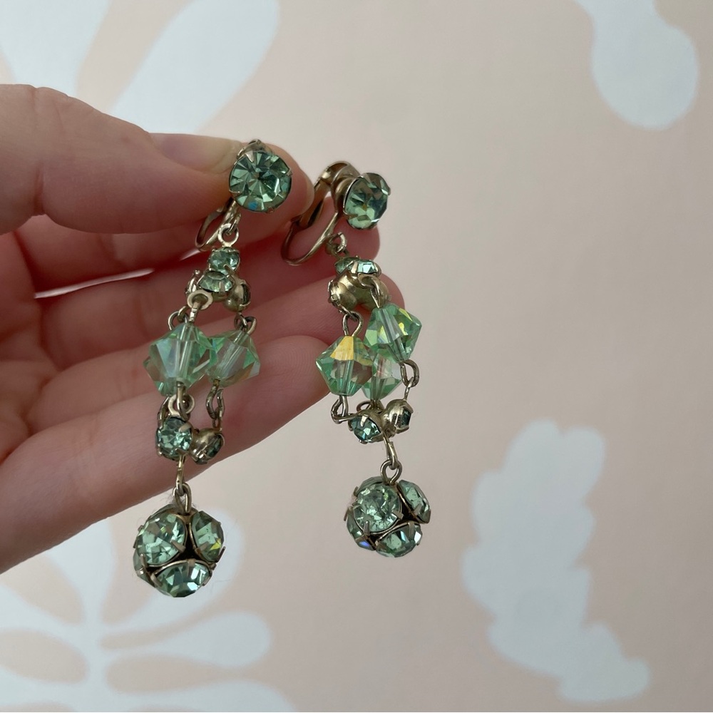 Vintage Seafoam Green Crystal Clip On Hanging Chandelier Earrings Gold Tone